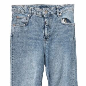 Vintage style high waisted straight leg jeans 🩵